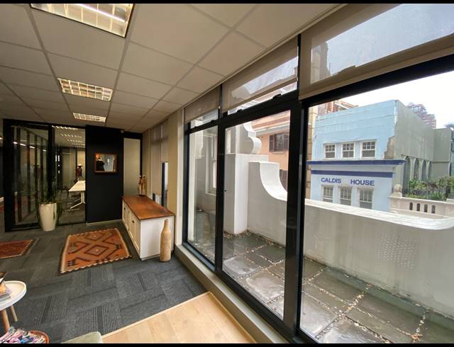210M² OFFICE TO LET IN CAPE TOWN CITY CENTRE